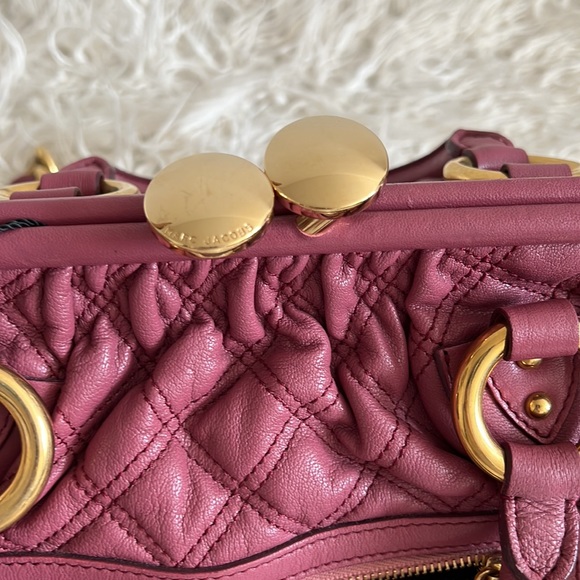Marc Jacobs Quilted Leather Mini Stam Shoulder Bag PINK color ,looks like new - Picture 3 of 8